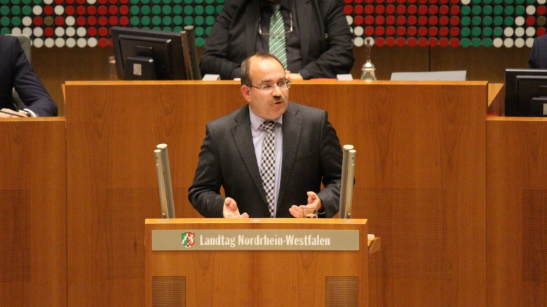 Dr. Ralf Nolten