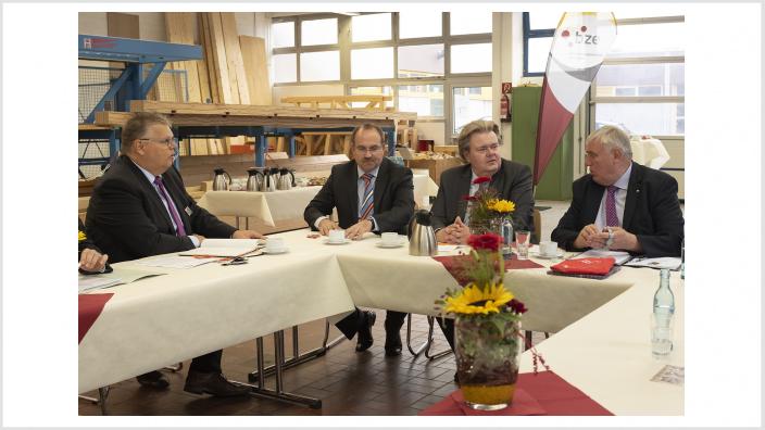 Besuch Minister Laumann im BZE